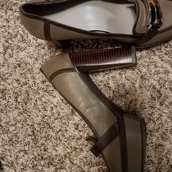 Calvin Klein heels - Picture 3 of 4